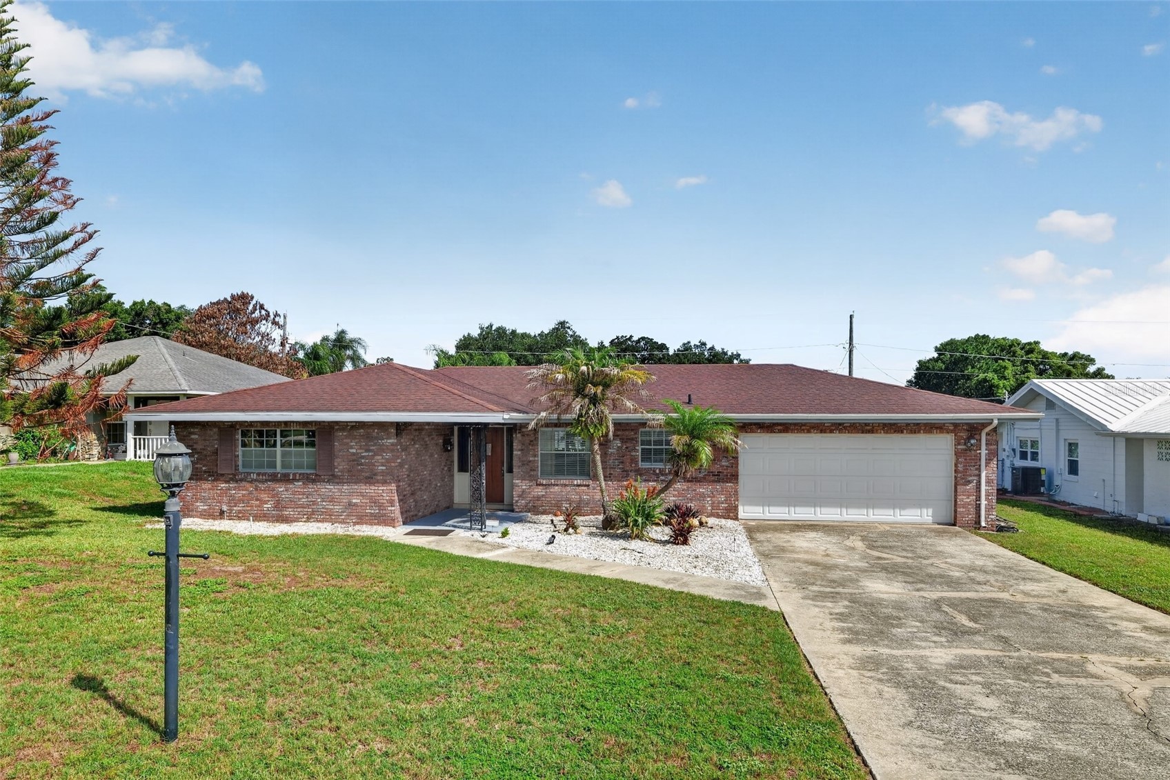 516 ALACHUA DRIVE