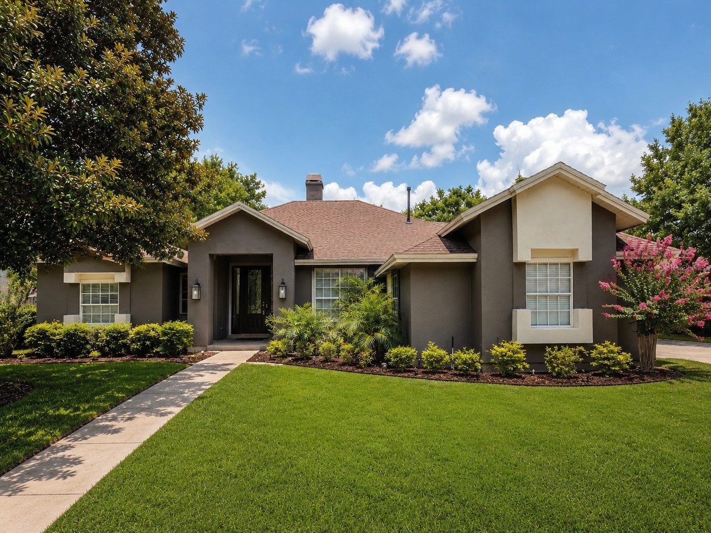 2260 LANGLEY CIRCLE