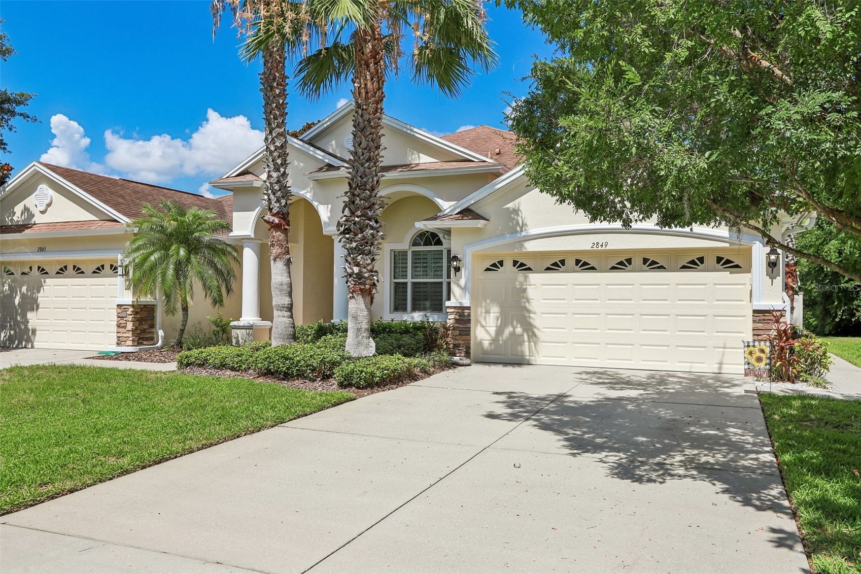 2849 DEVONOAK BOULEVARD