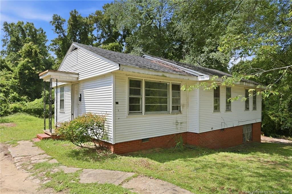 319 Stuart Avenue, Fayetteville, NC 28301