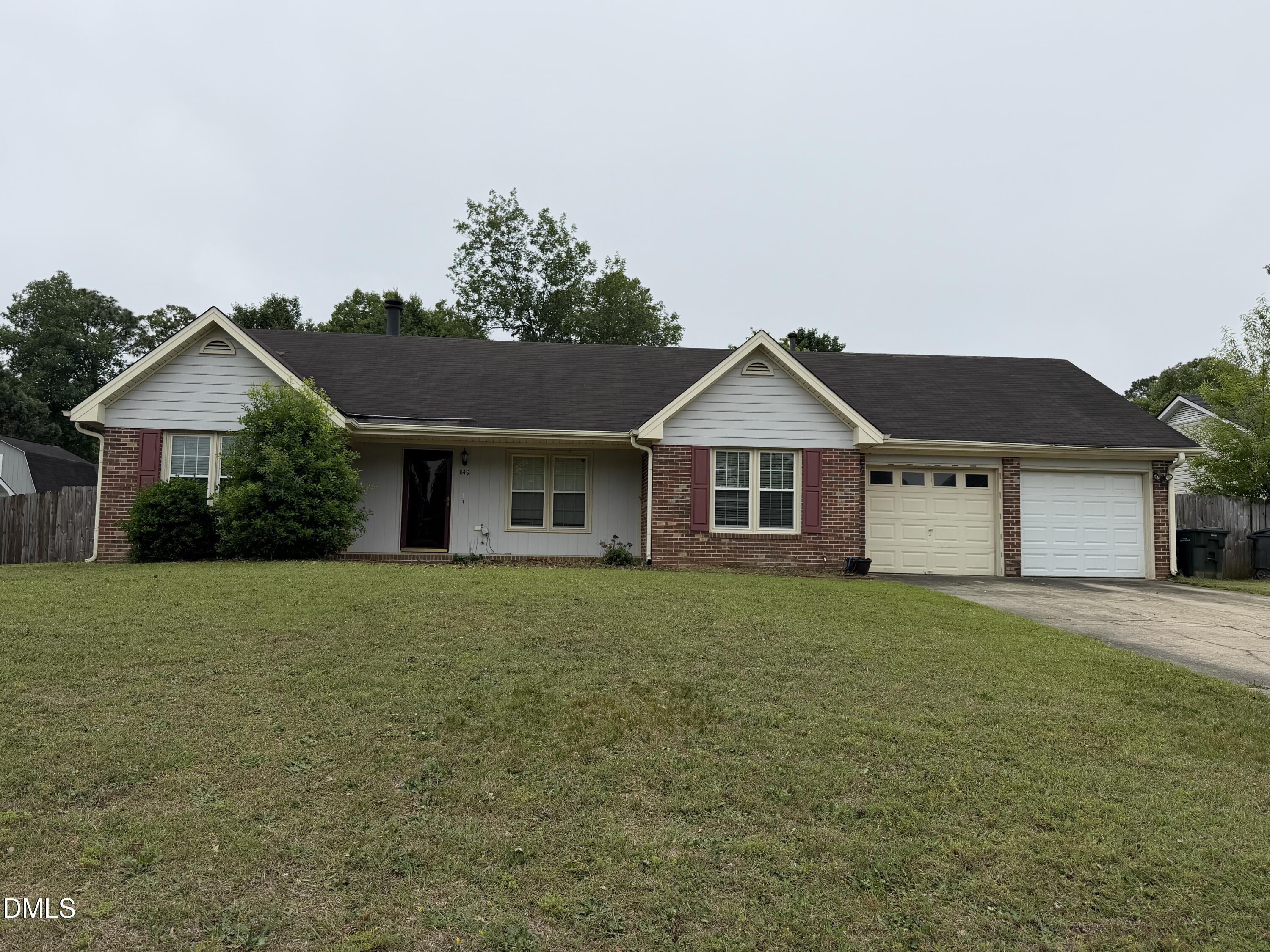 849 Santiato Drive, Fayetteville, NC 28314