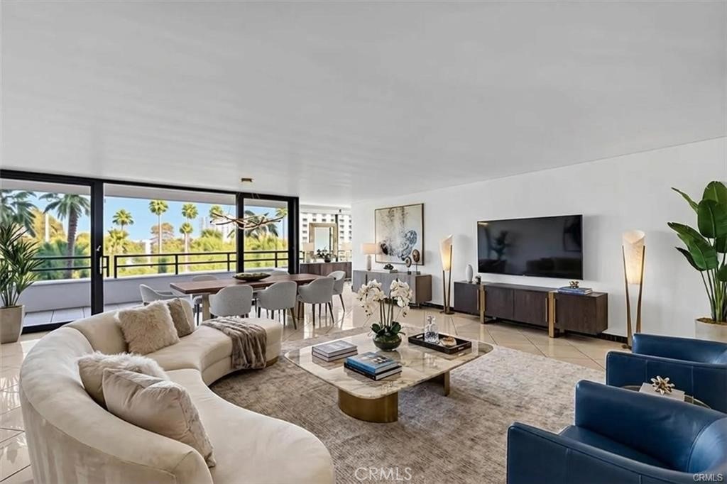4337 Marina City Dr 149