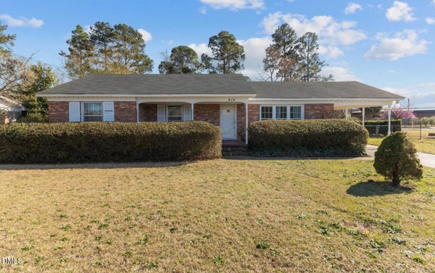 414 York Road, Fayetteville, NC 28303