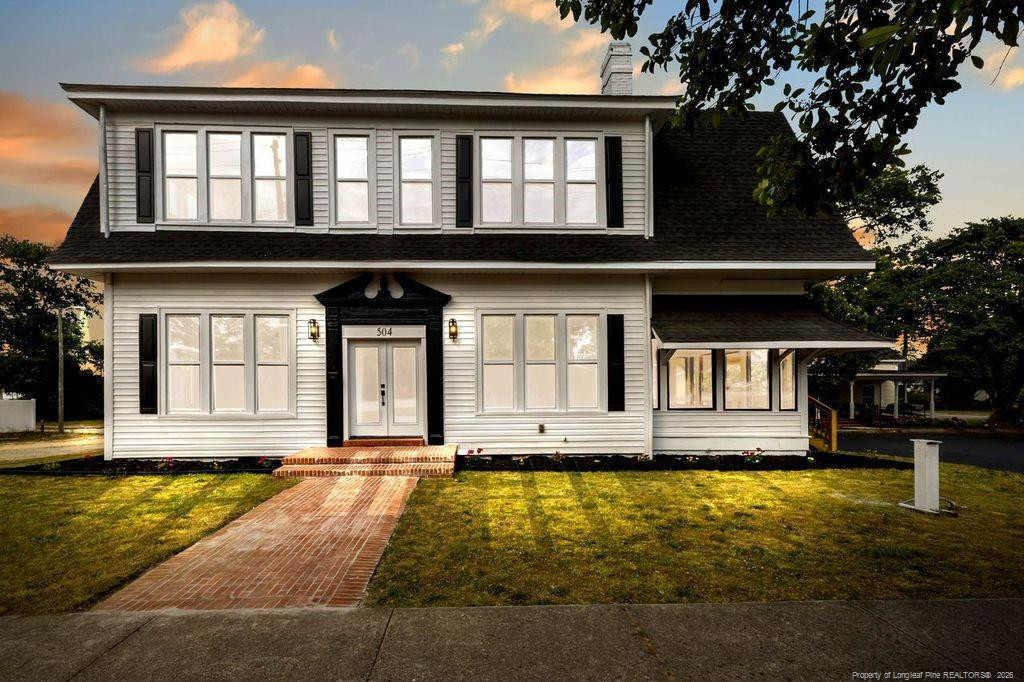 504 W Broad Street, Dunn, NC 28334