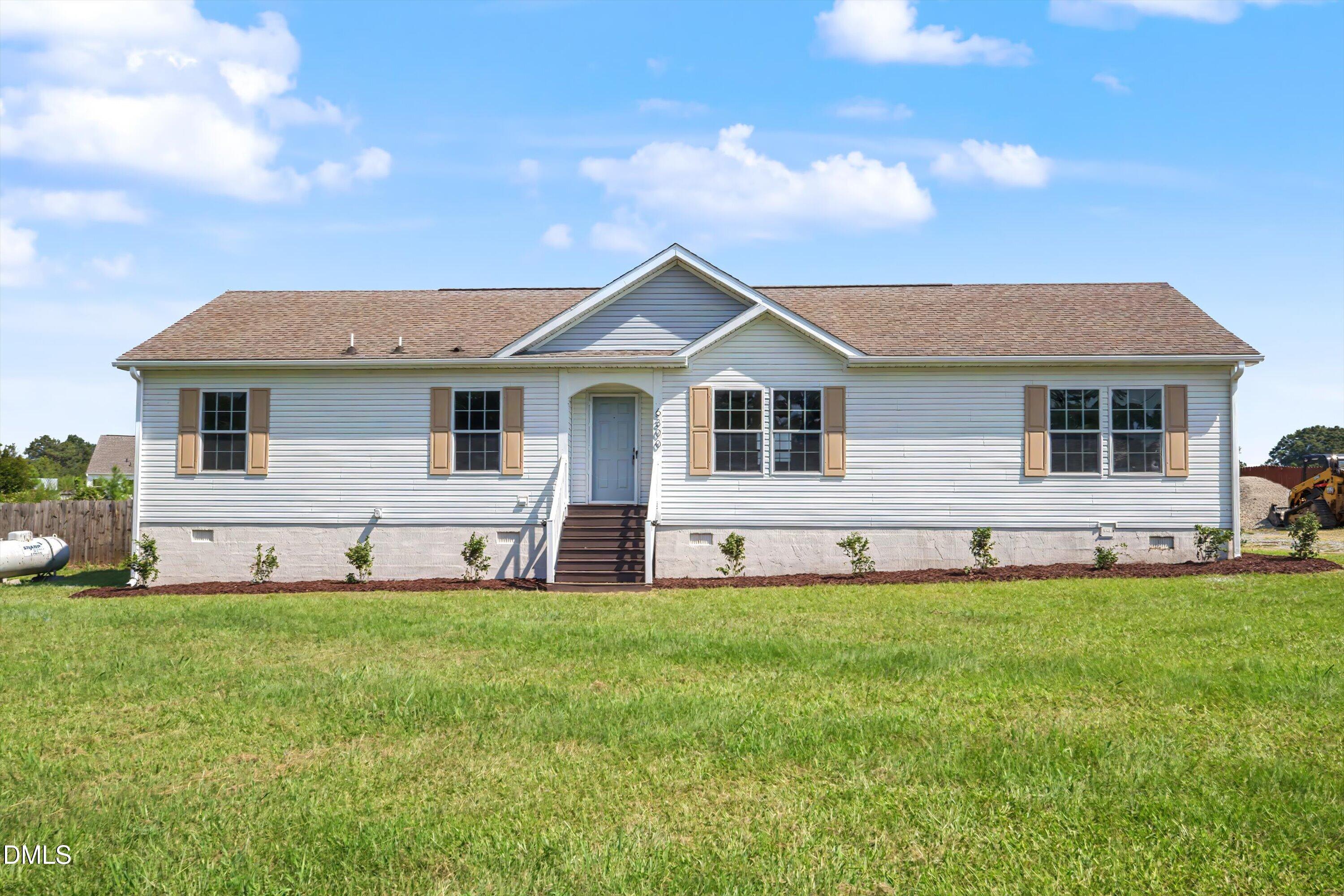 6300 Benson Hardee Road, Benson, NC 27504
