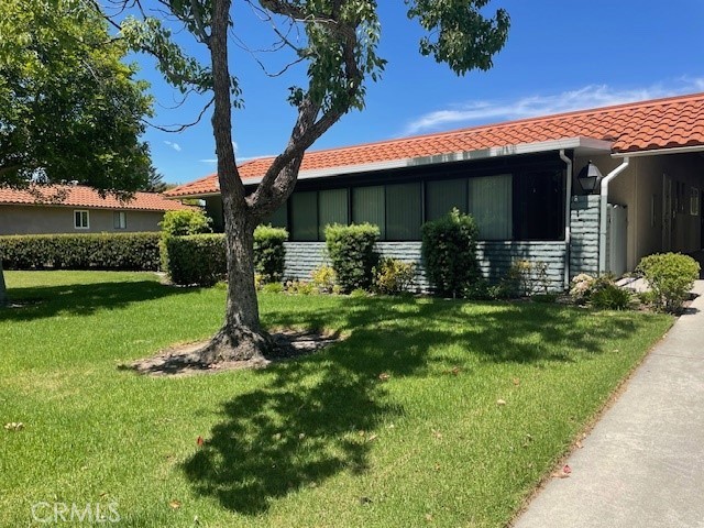 852 Ronda Mendoza Q