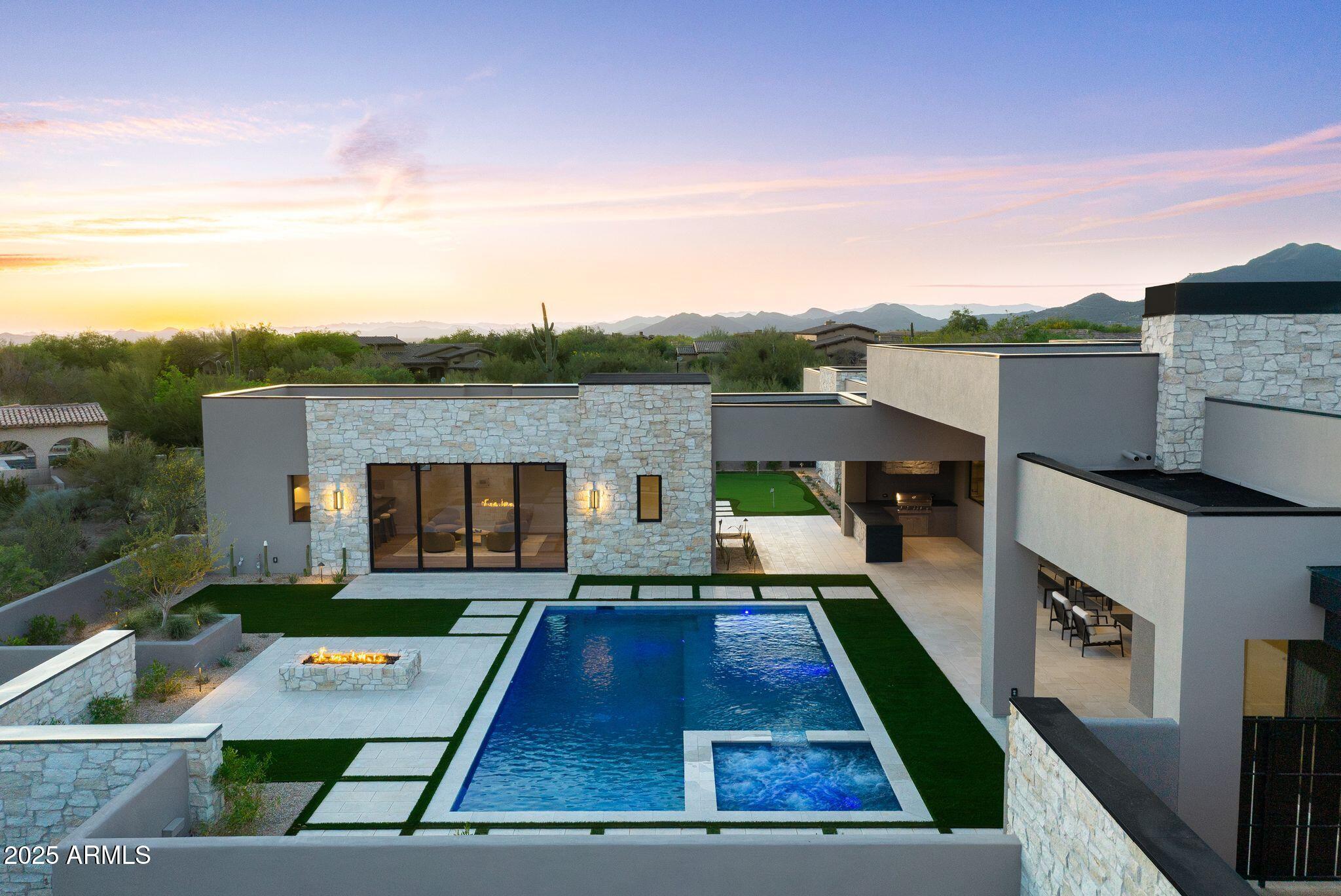 7498 E WHISPER ROCK Trail, Scottsdale, AZ 85266