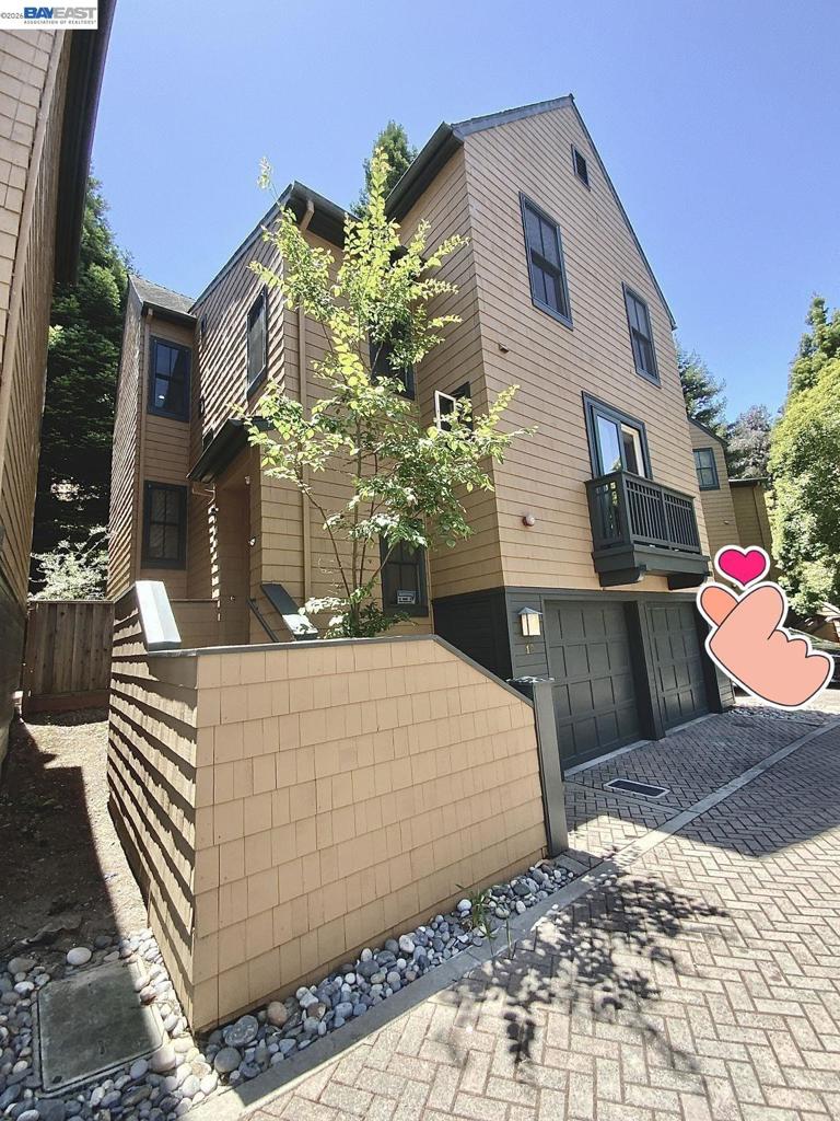 19 Edgewood Pl