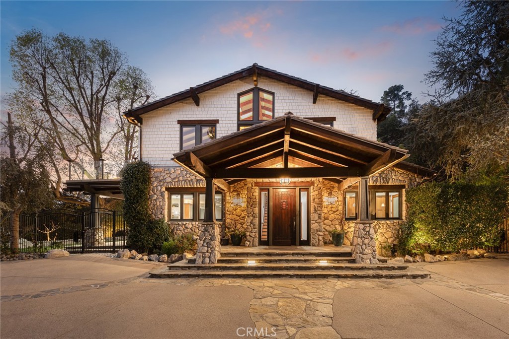 5310 Linda Vista