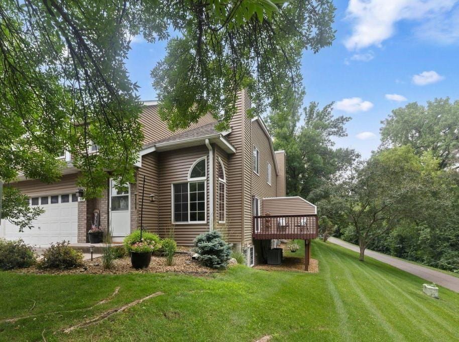 100 Primrose Court, Vadnais Heights, MN 55127