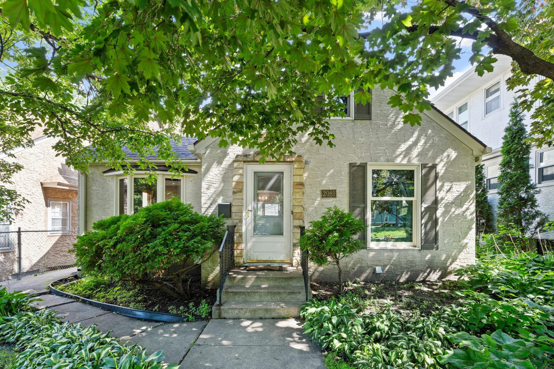2081 Jefferson Avenue, Saint Paul, MN 55105