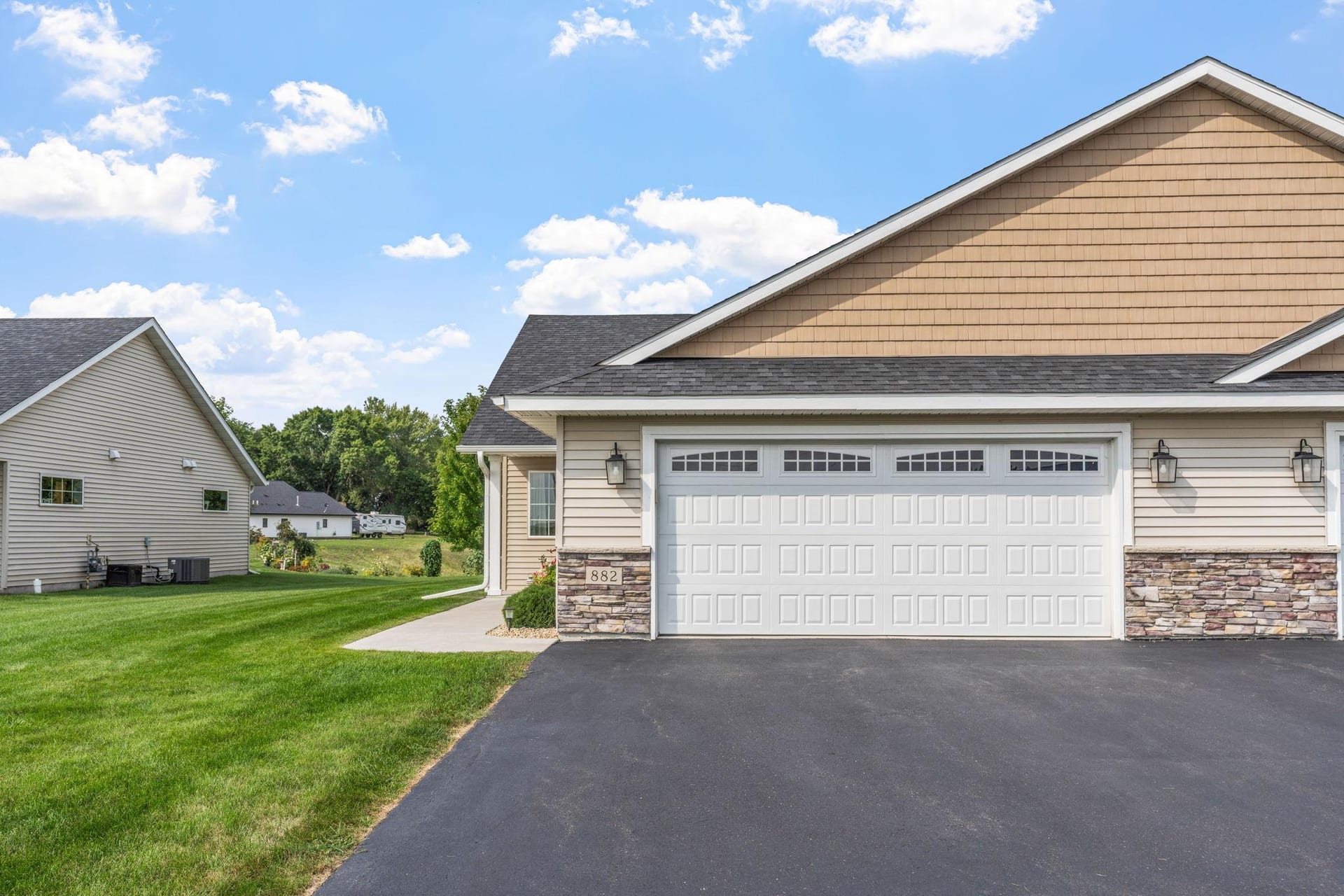 882 Geneva Road, Maple Lake, MN 55358
