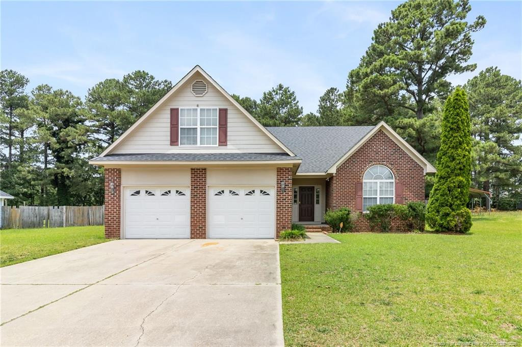 107 Hollow Lane, Raeford, NC 28376