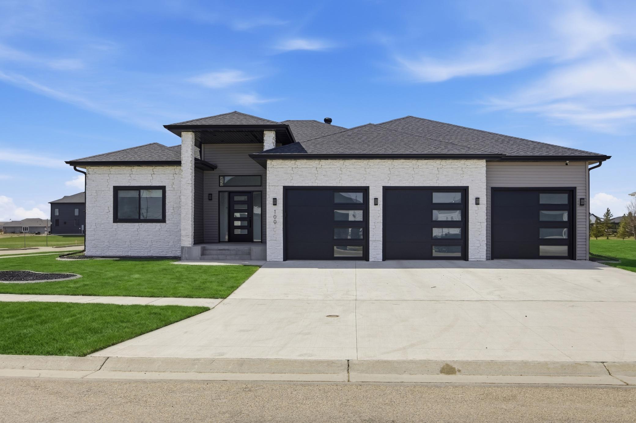 100 Annies Way, Mapleton, ND 58059