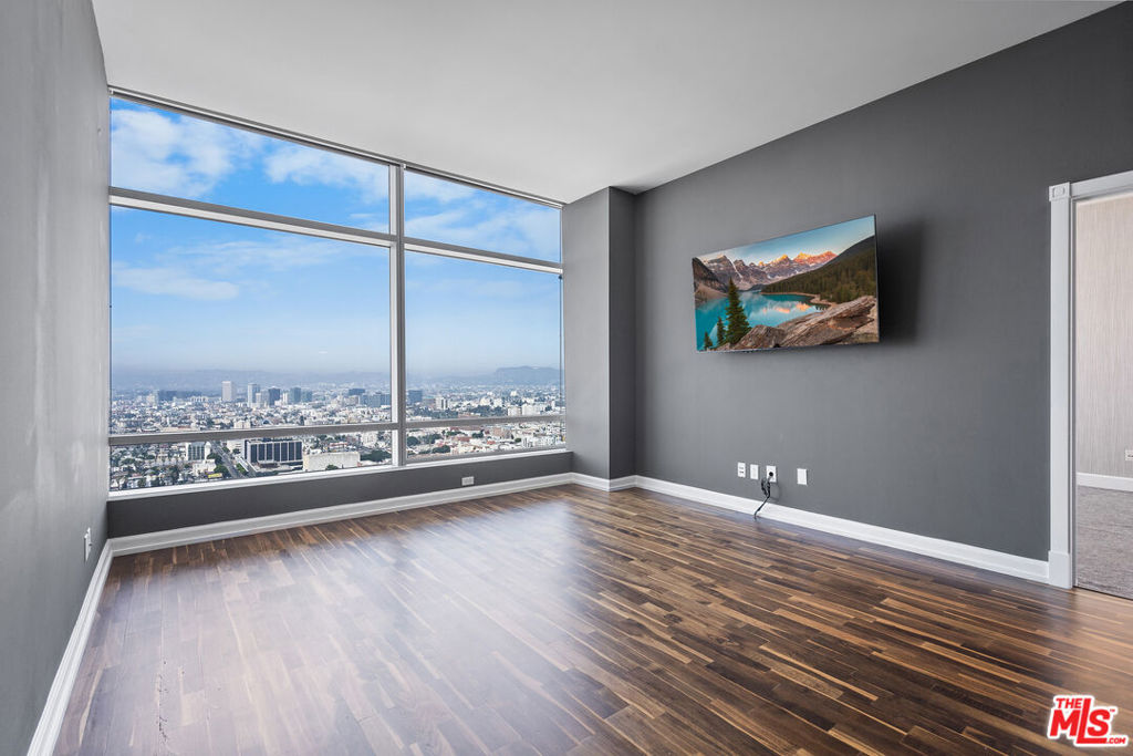 900 W Olympic Boulevard 38F