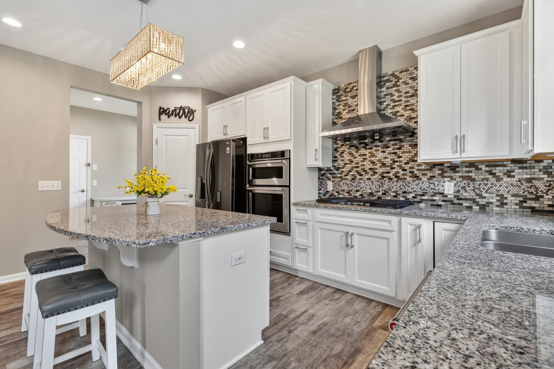 524 Aidan Cove, Eagan, MN 55123