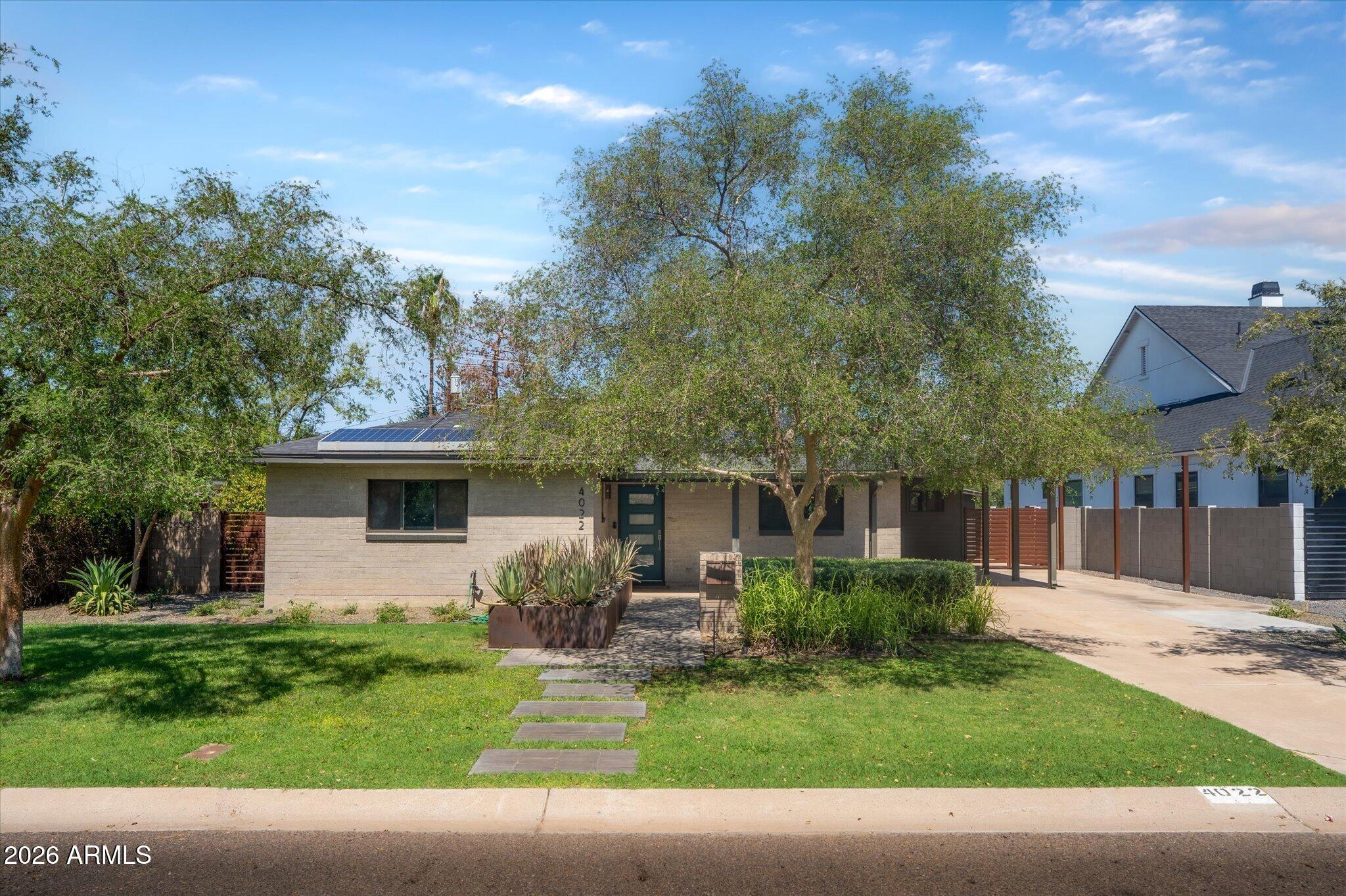 4022 E Avalon Drive, Phoenix, AZ 85018