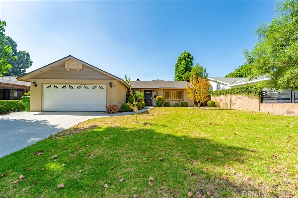 23812 Archwood