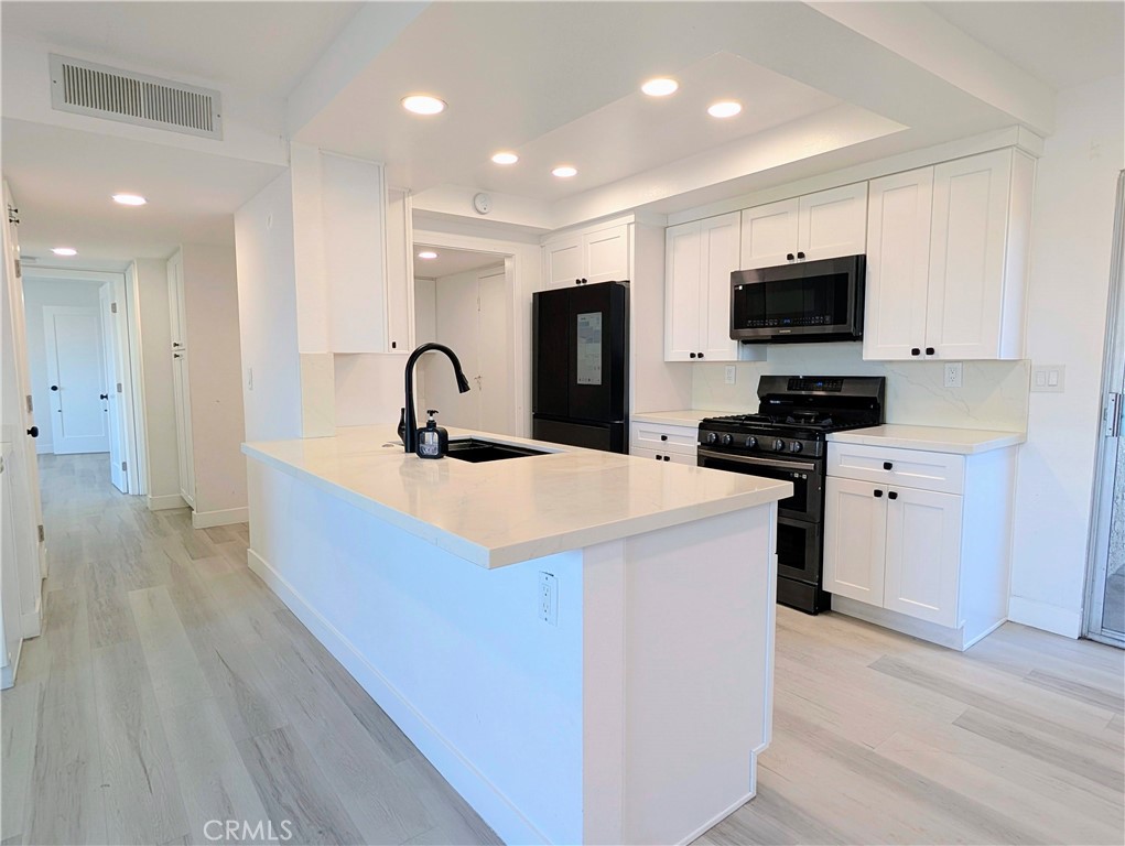 12635 Main 221