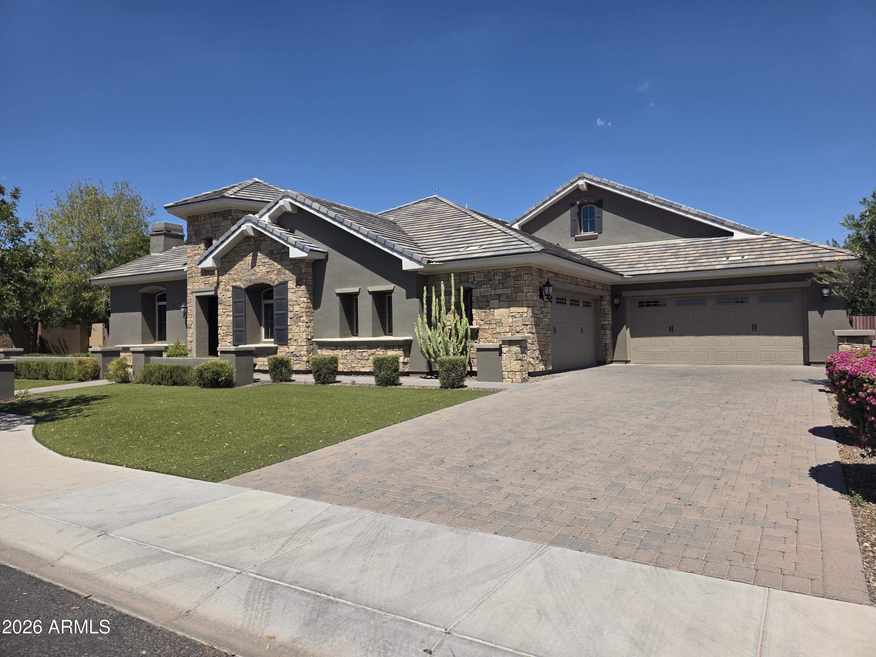 2174 E MEAD Drive, Gilbert, AZ 85298