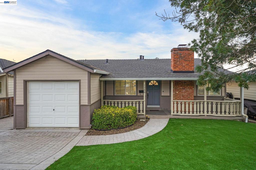 1260 Highland Blvd