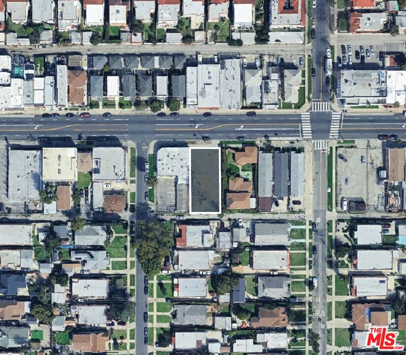 2620 W Vernon Avenue