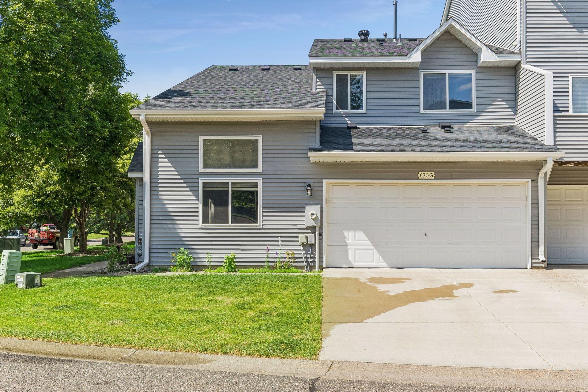 670 Kingfisher Lane #G, Woodbury, MN 55125