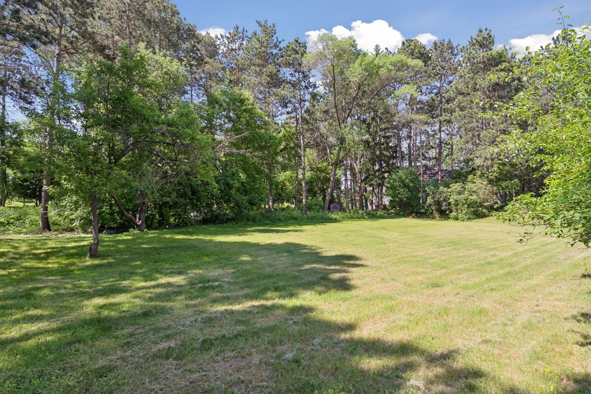 920 Krattley Lane N, North Hudson, WI 54016