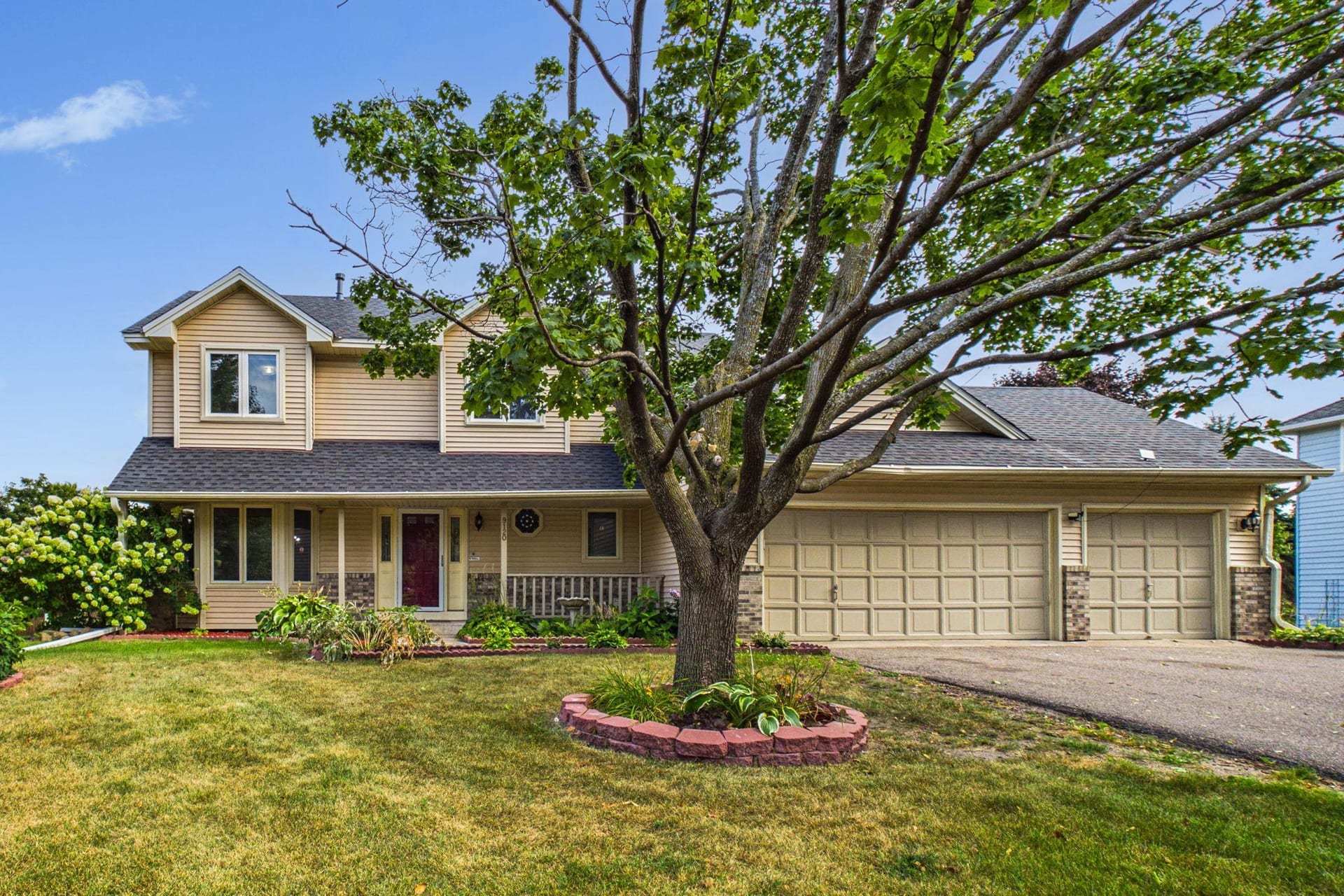 9120 Barrington Terrace, Brooklyn Park, MN 55443