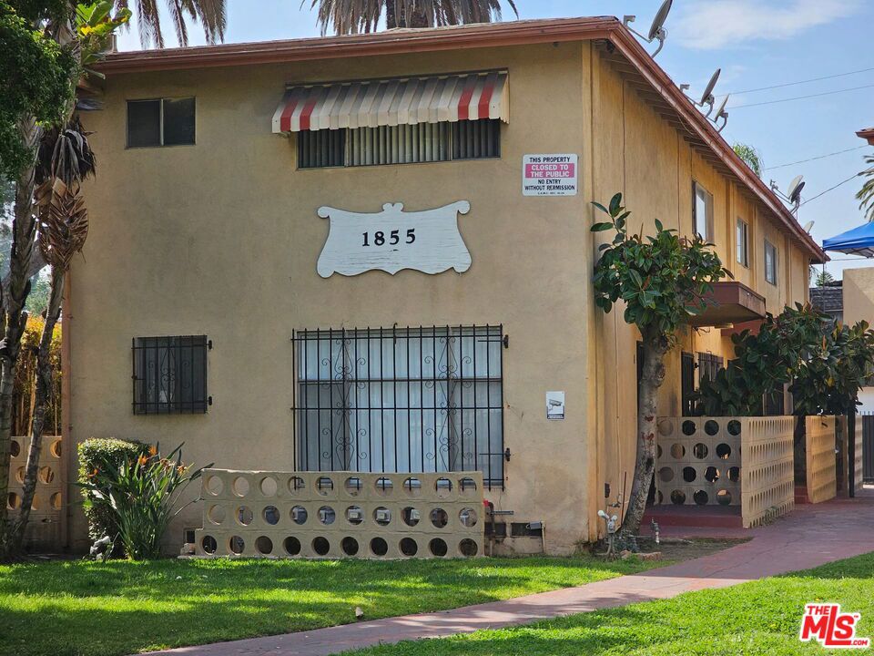1855 S Victoria Avenue 1 & 2