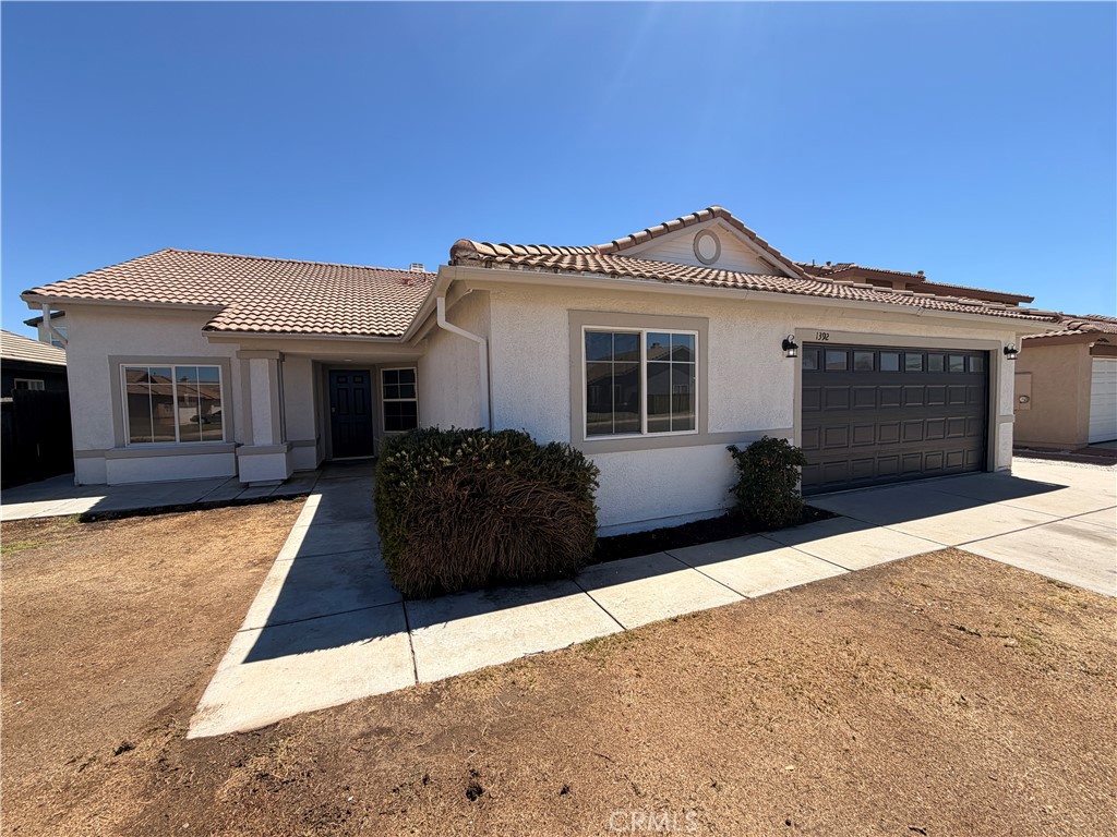 1392 Oak Haven