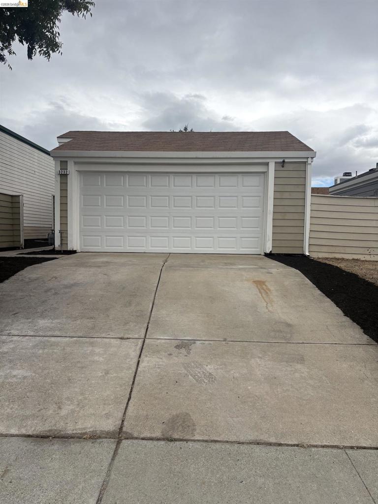 3232 Islewood Ct
