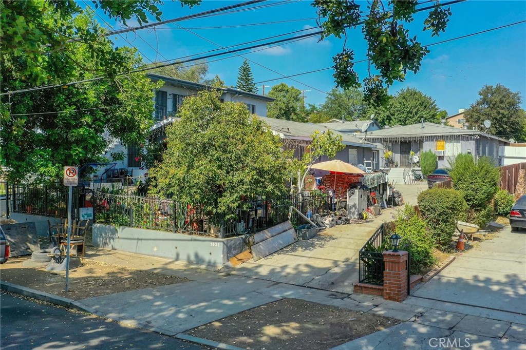 1621 Murchison