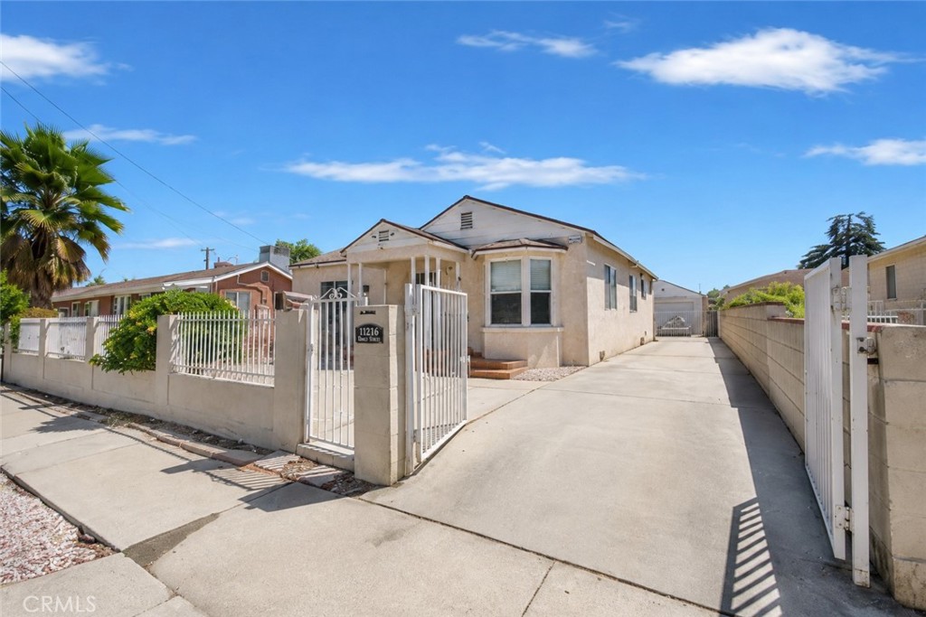 11216 Erwin Street