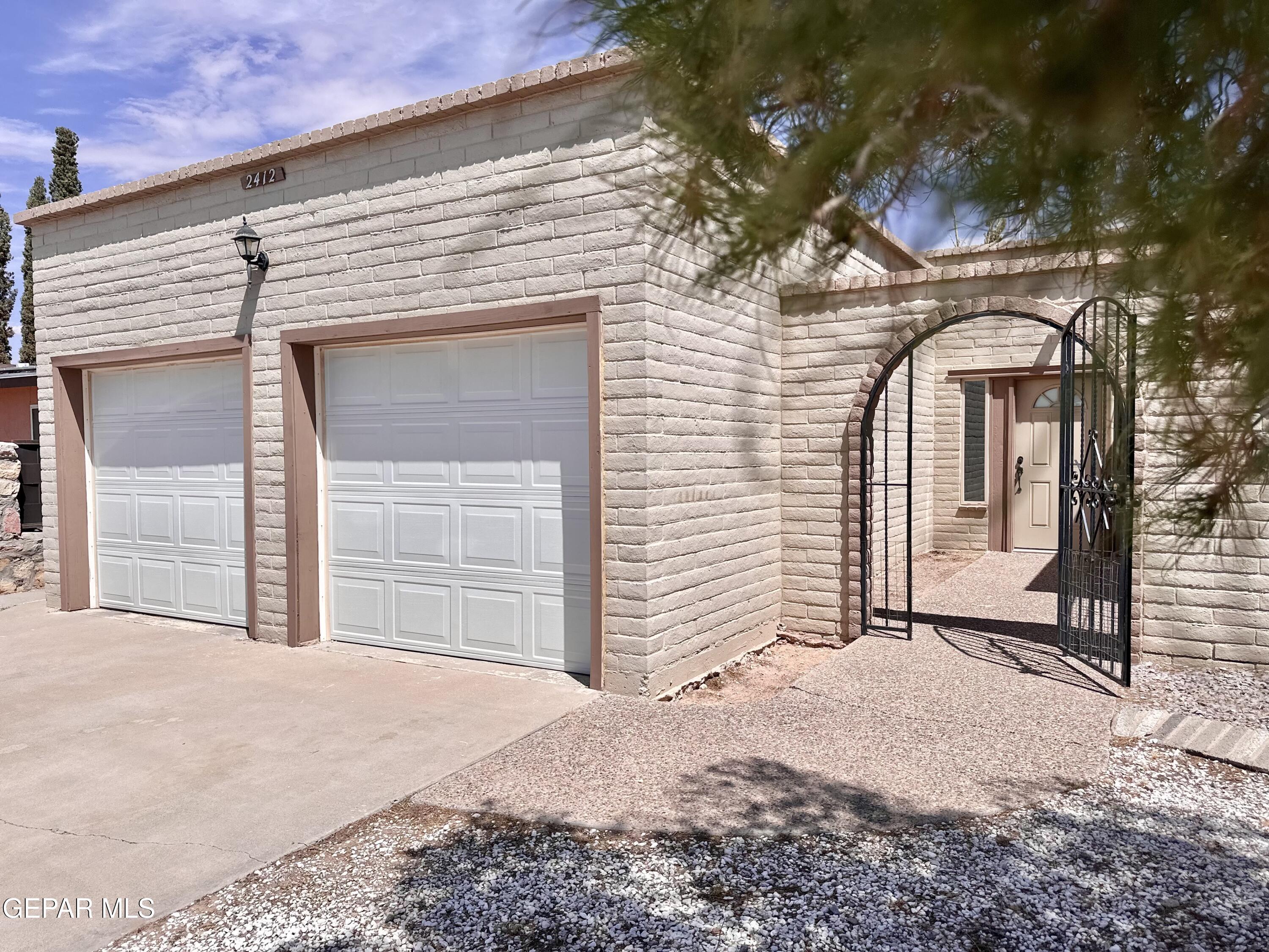 2412 RED SAILS Drive, El Paso, TX 79936
