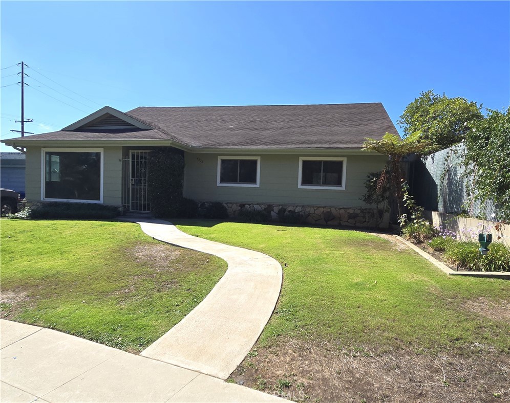 4322 E Ransom