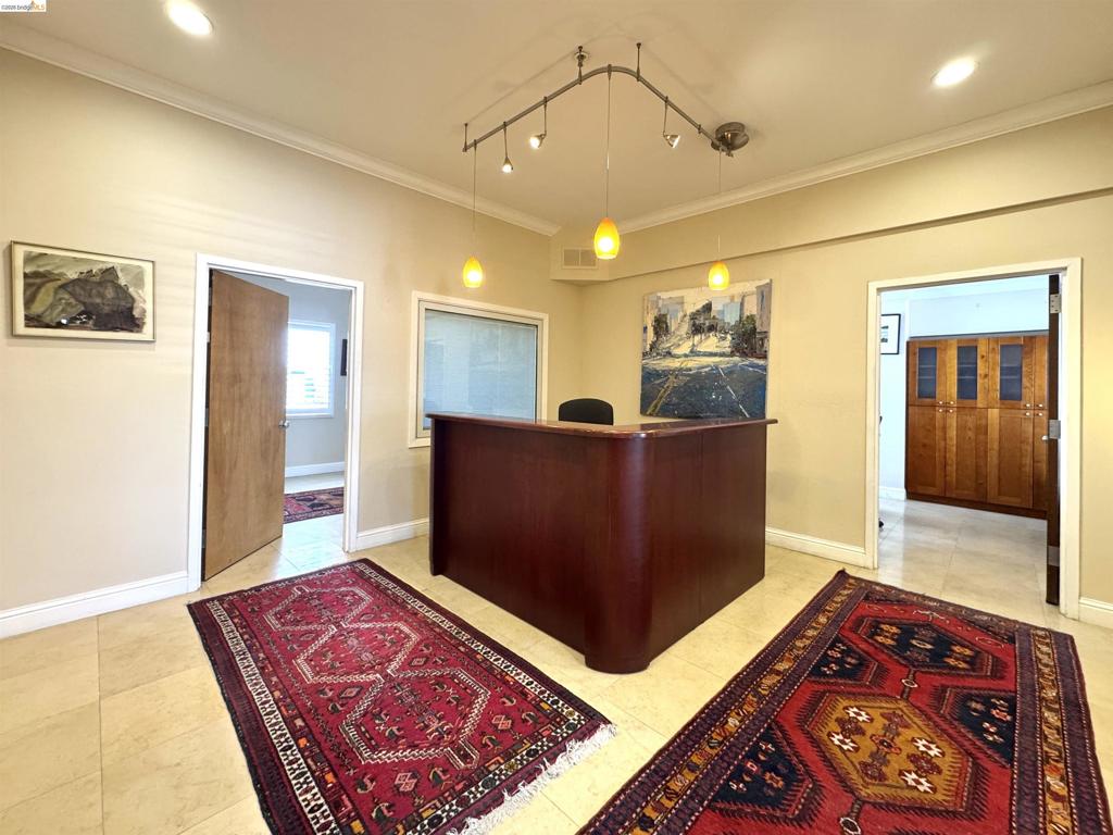 212 9Th St 401