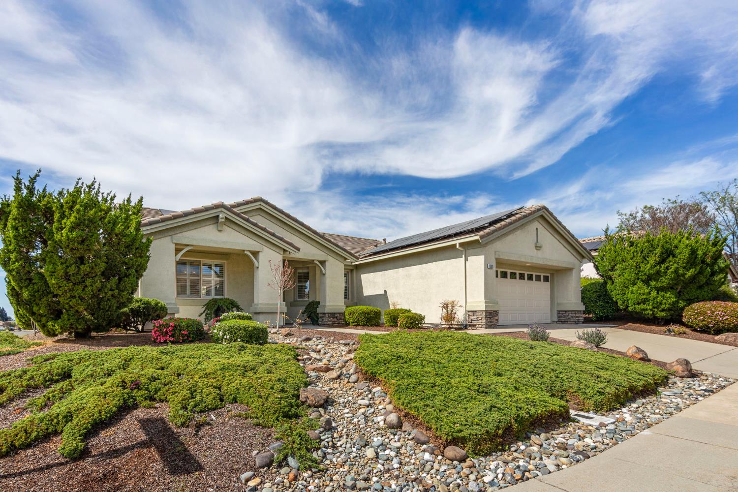 1289 Magnolia Ln, Lincoln, CA 95648-8425