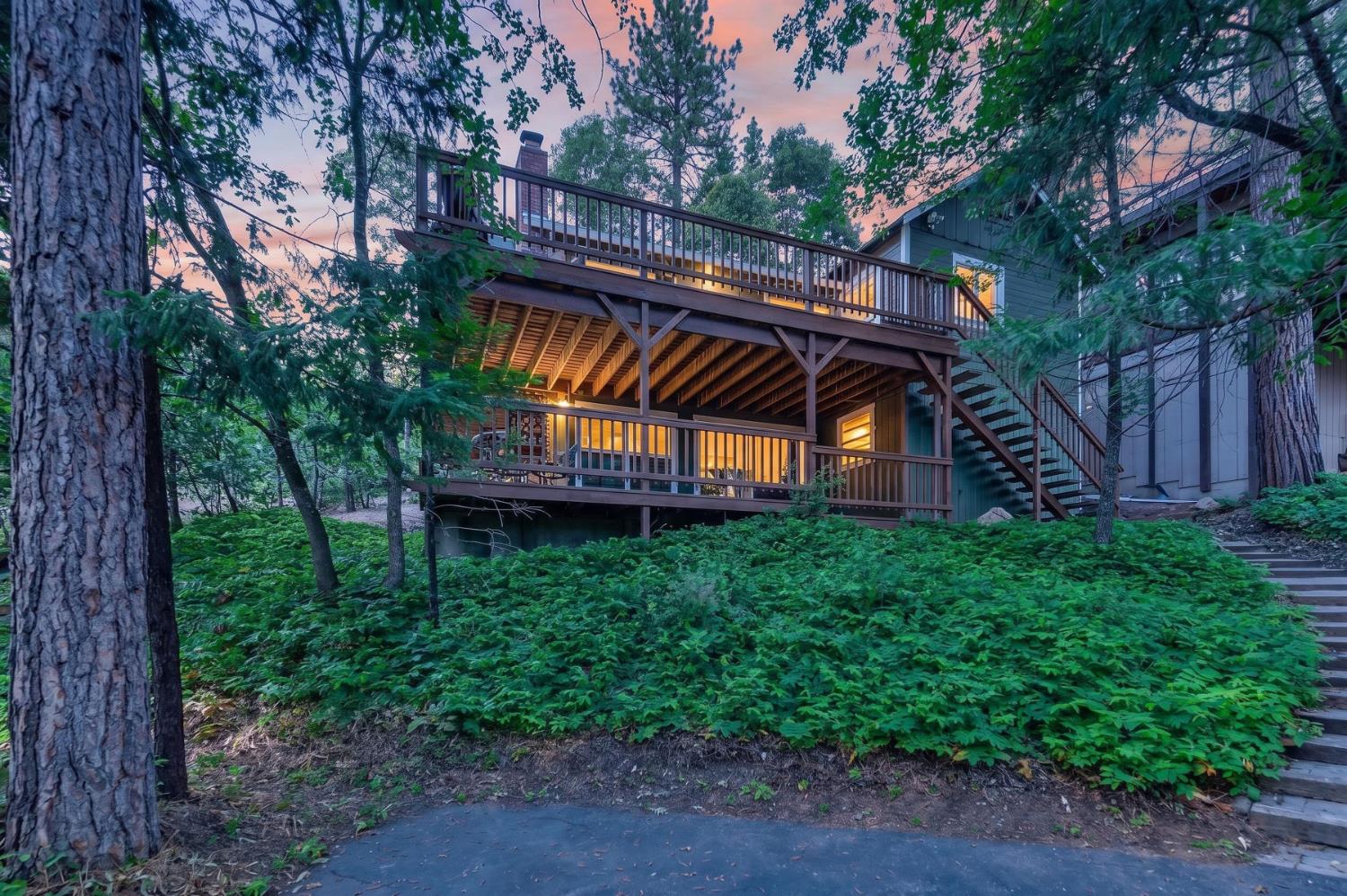 22540 Golf Club Dr, Twain Harte, CA 95383-9535
