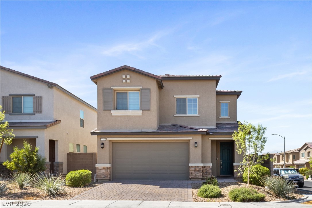 2711 Lindsey Springs Street