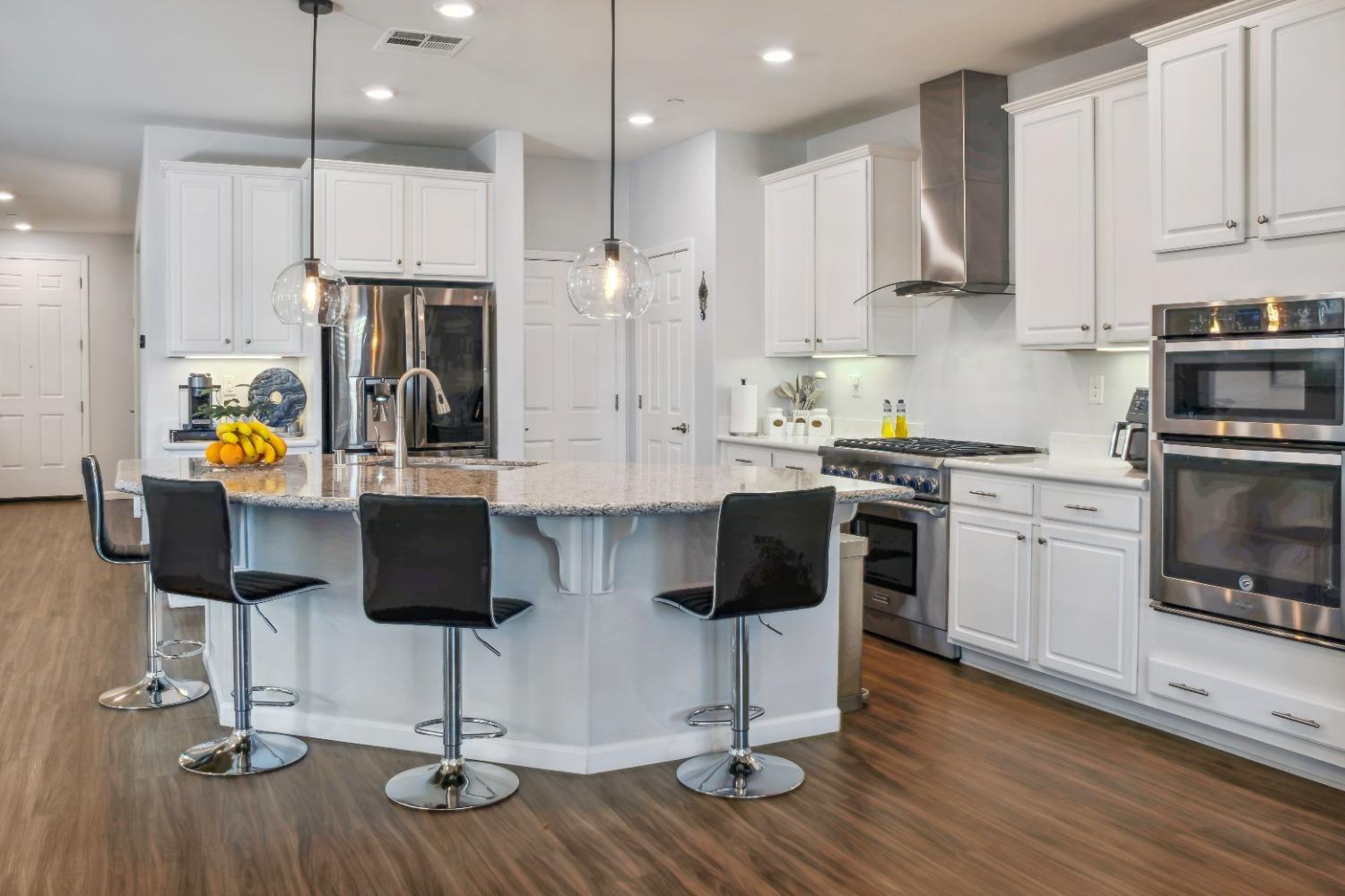 5025 Maestro Way, Roseville, CA 95747-8935