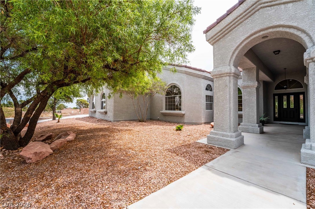 6315 North Grand Canyon Drive