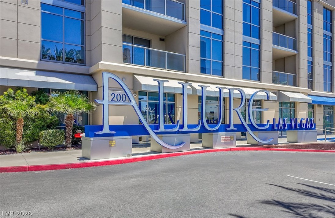 200 West Sahara Avenue 309