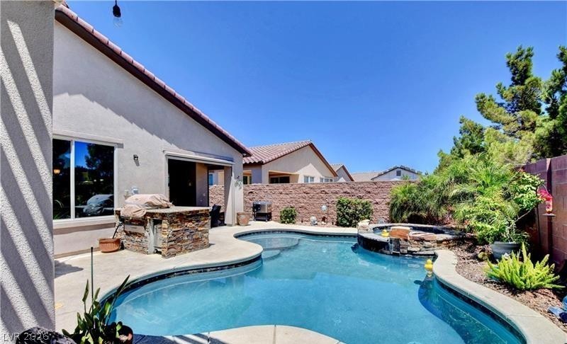 3805 Riviera Regal Avenue