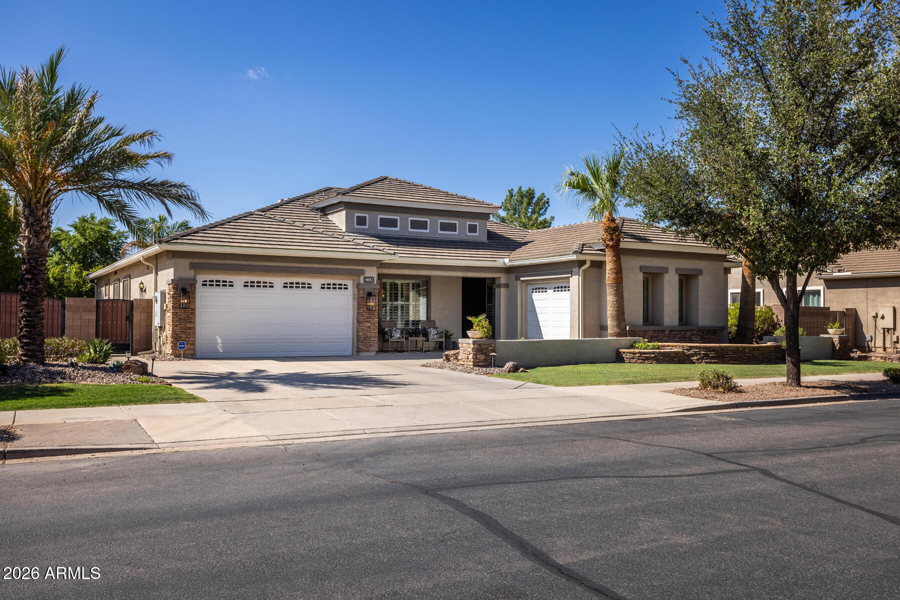 18653 E ARROWHEAD Trail, Queen Creek, AZ 85142