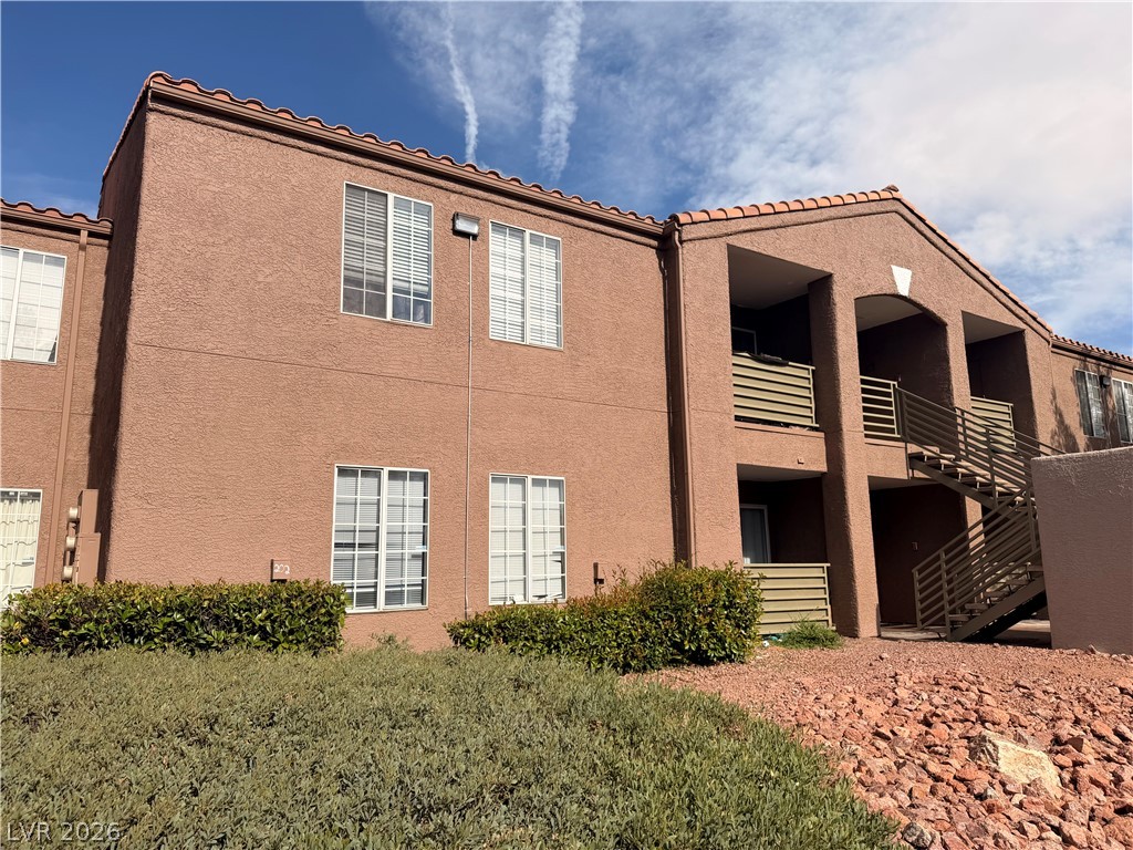 2121 Blue Breeze Drive 102