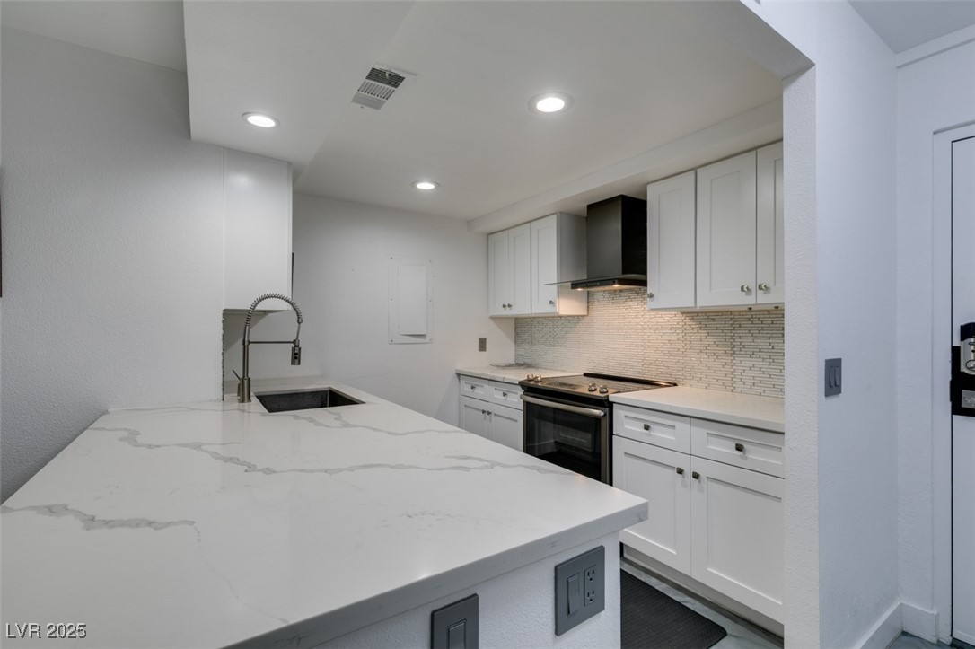 205 East Harmon Avenue 101