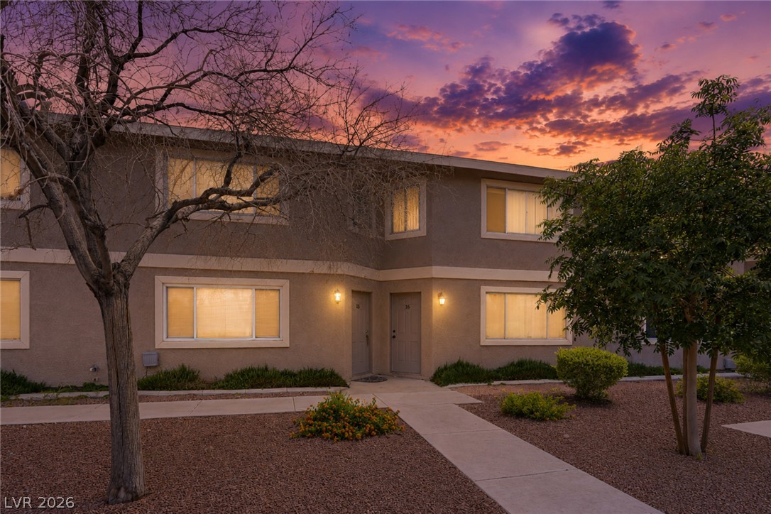 100 South Crestline Drive 16