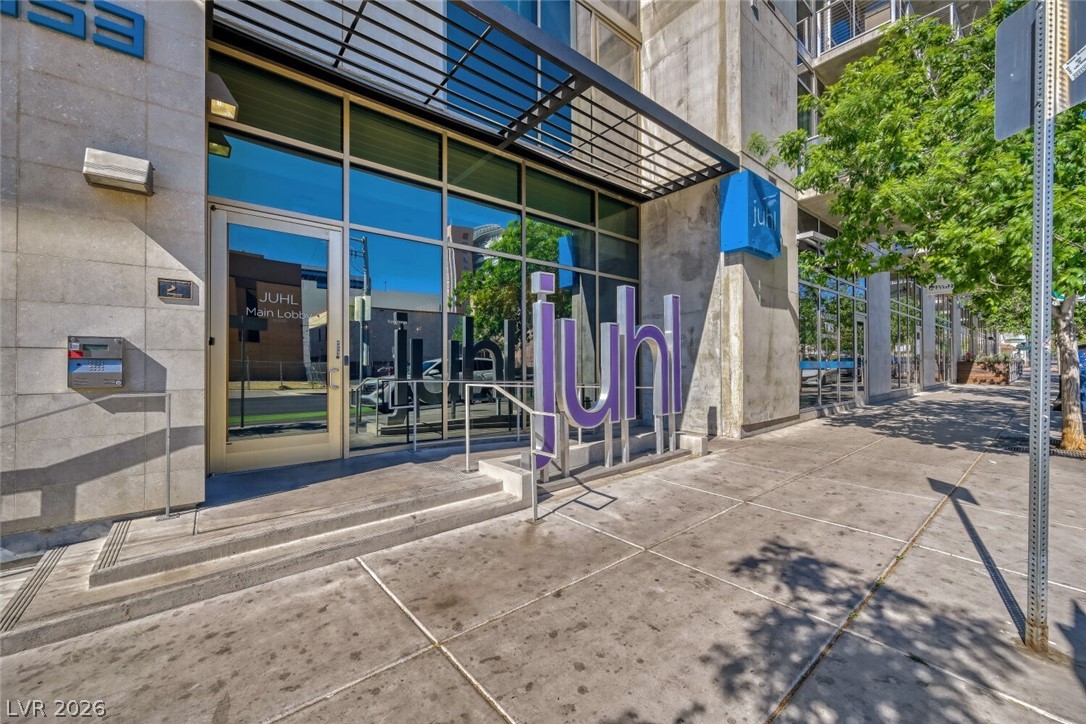 353 East Bonneville Avenue 409