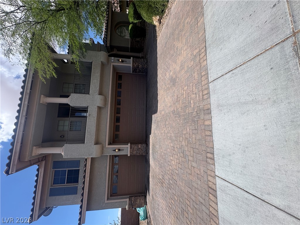 7811 Stroh Lane